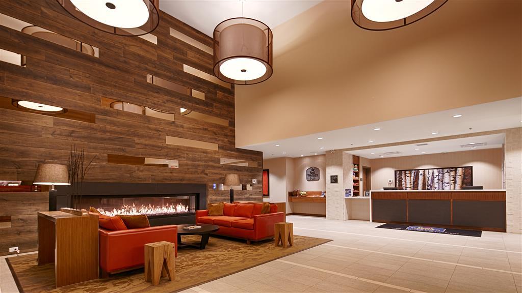 Mountain View Inn & Suites Sundre Interiér fotografie